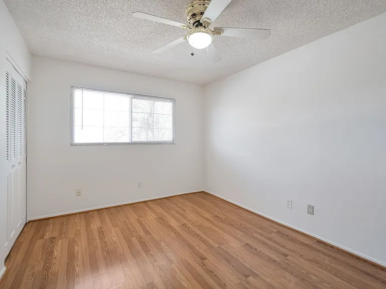 1633 E La Jolla Dr — Photo 27