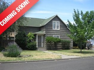 155 7th St, Ashland, OR 97520