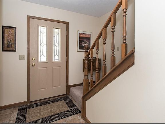 5th image of 8719 N Melody Ln
