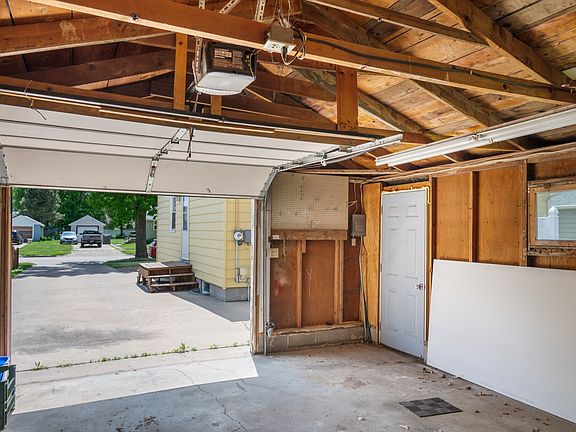 5th image of 2022 12th Ave N