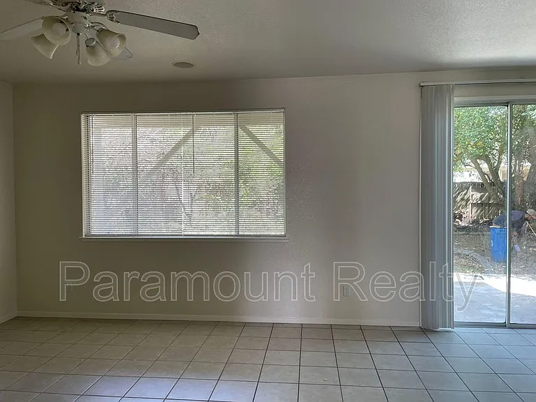 4312 Heritage Pl — Photo 9
