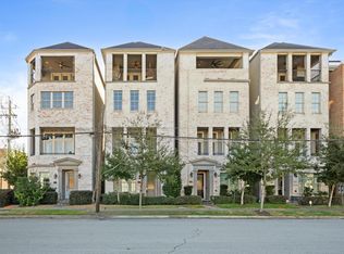 1005 Saint Charles St, Houston, TX 77003