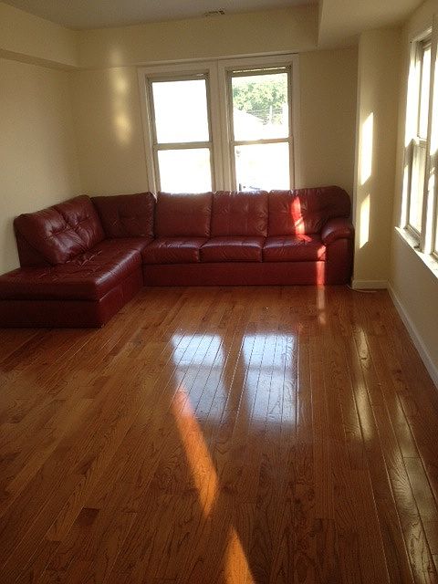 1st image of 177 Franklin Ave #2