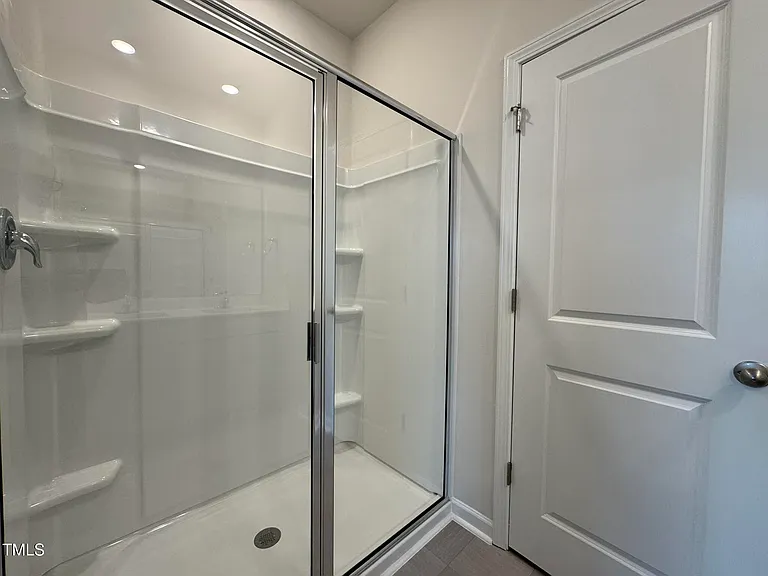 724 Dorset Stream Dr — Photo 28