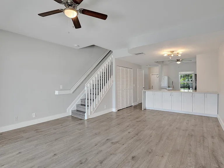 9913 NW 57th Mnr — Photo 14