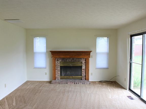 5th image of 8877 Choice Ct