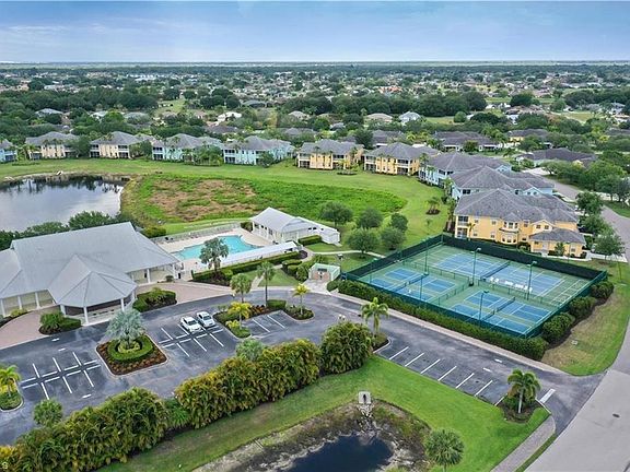 5th image of 2121 Heron Lake Dr Unit 204