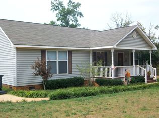 13 Saluda St, Honea Path, SC 29654