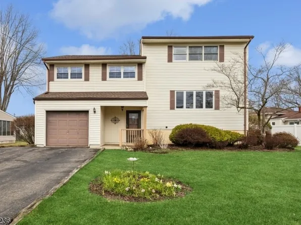 31 Devonshire Ter, Mount Olive Twp., NJ 07836