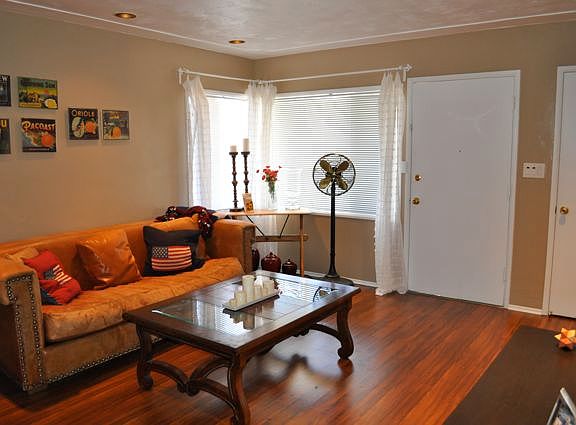 4th image of 6232 Stanley Ave
