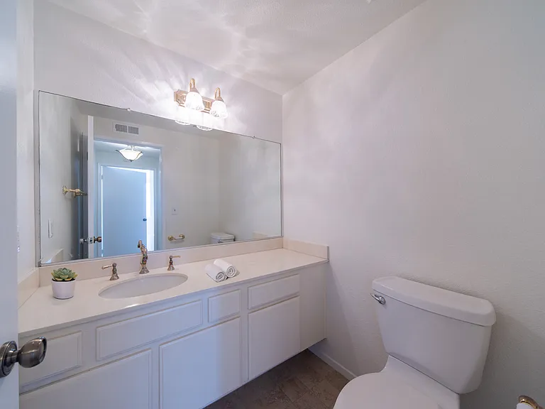 2571 Plaza Del Amo #209 — Photo 11