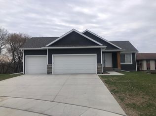 844 Brighton Ln NW, Rochester, MN 55901