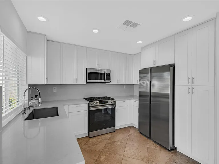 10232 Anoka Ave — Photo 18