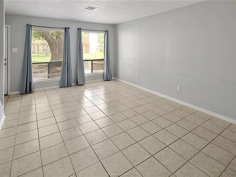 2807 Wildflower Dr #21 — Photo 23