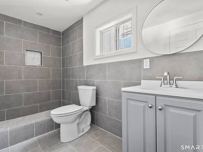 64 Soundview Ave #3 — Photo 24