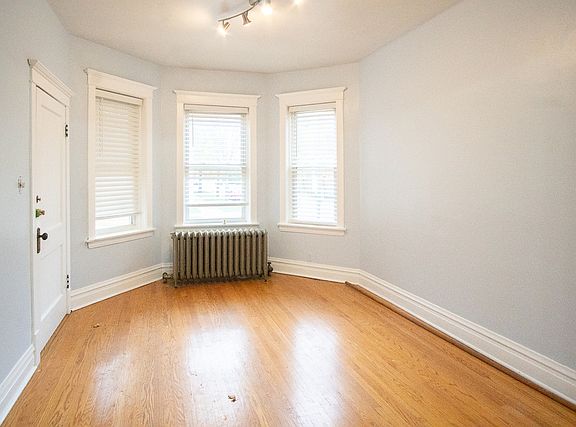 4th image of 3534 W Belden Ave #1