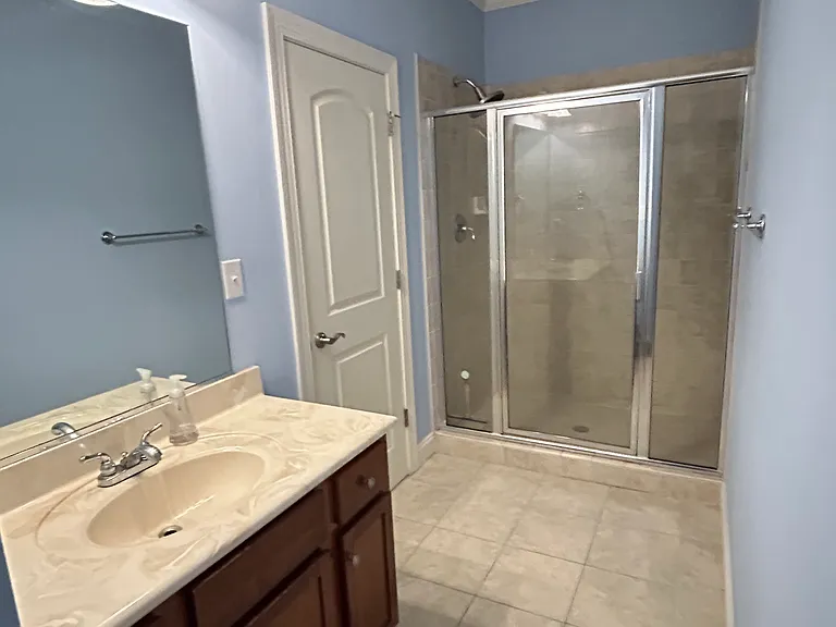 622 N Elm St #H — Photo 18