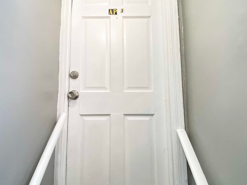 1st image of 2366-70 N 4th St Floor 3