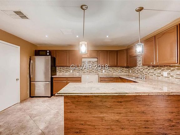 5th image of 2960 Swandale Ct