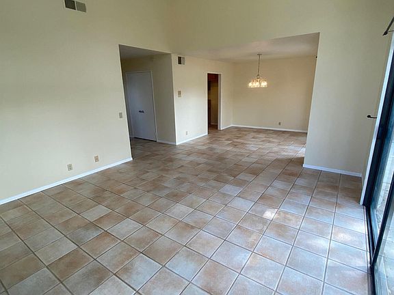 4th image of 169 Padua Cir