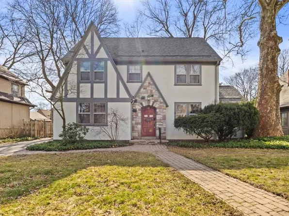 131 Wilshire Rd, Rochester, NY 14618