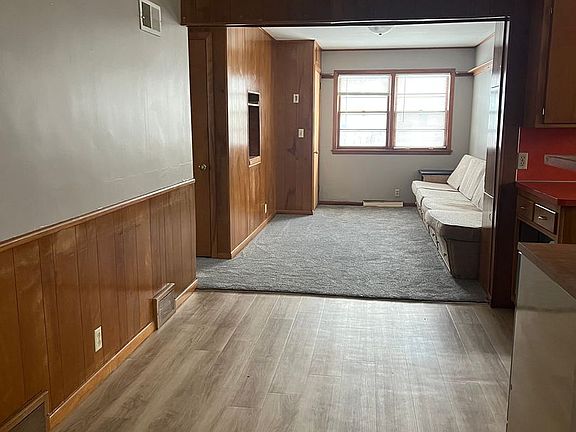 4th image of 524 Jefferson Ave #524