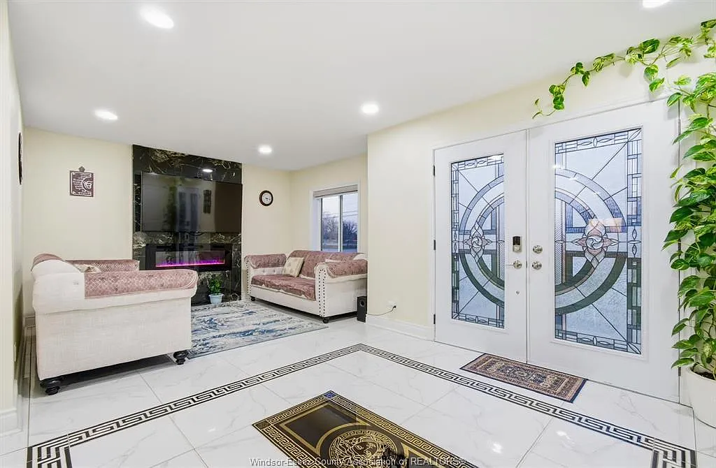 2 bed, $1,799 — Photo 3