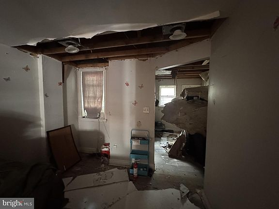 4th image of 3013 N Lambert St