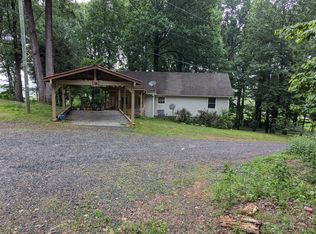 8728 Highway 52 E, Ellijay, GA 30536