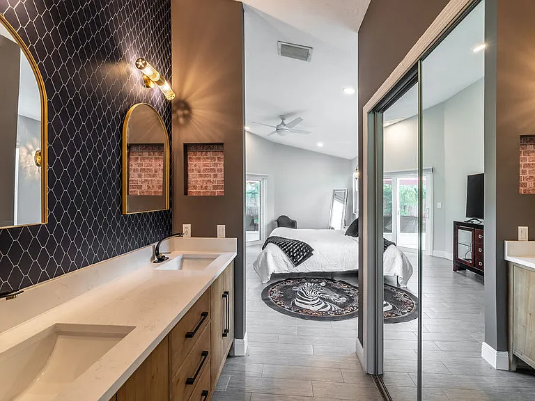 9330 Seagrape Dr — Photo 31