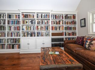 346 Chestnut Hill Rd, Norwalk, CT 06851