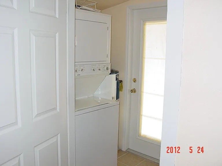 2805 Paine Ln — Photo 12