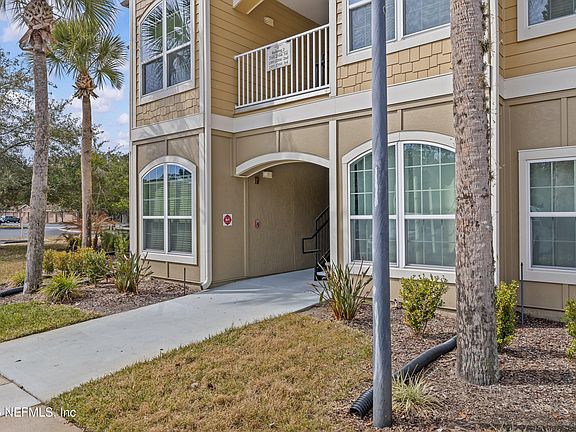 2nd image of 130 OLD TOWN Parkway #2301