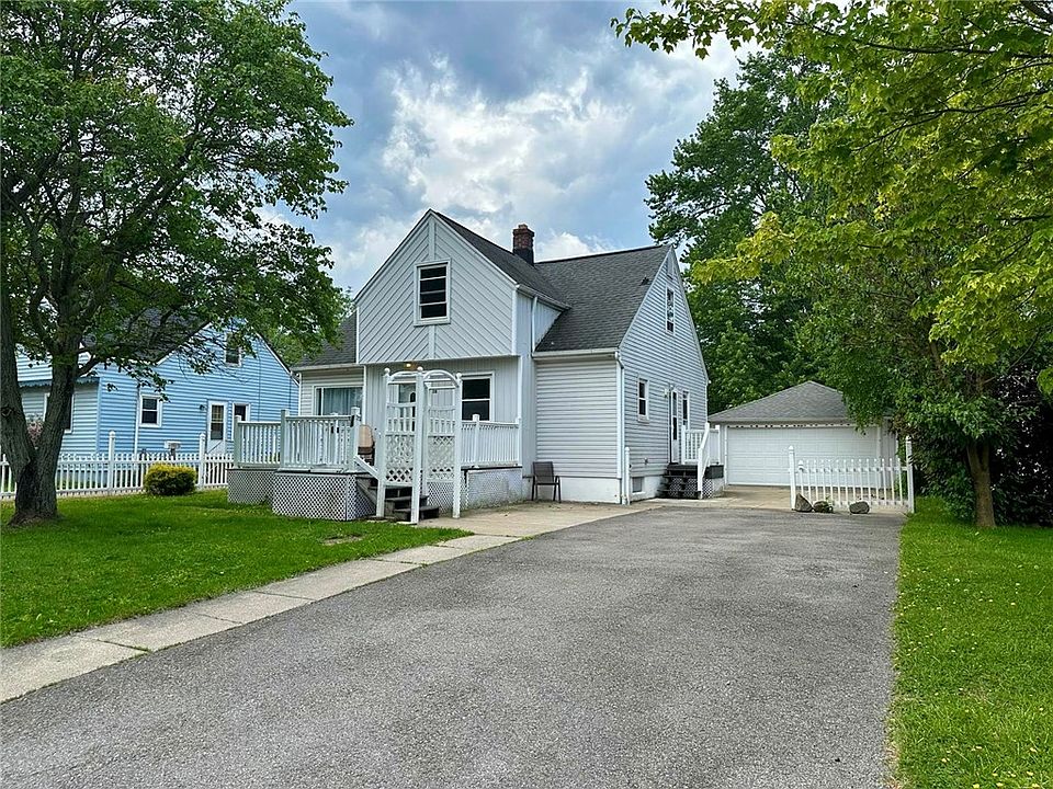 1st image of 20 Warren Ave