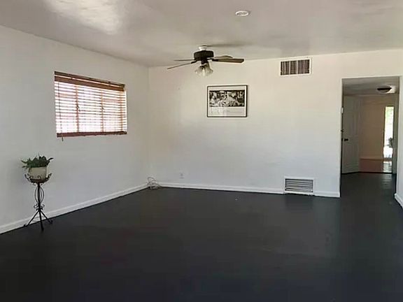 3rd image of 1108 E Alta Vista St