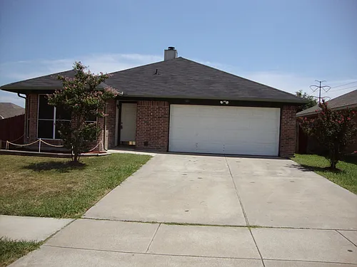 700 Highbrooke Dr Photo 1