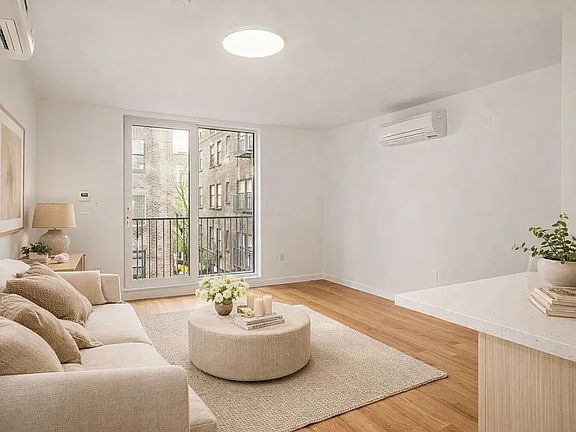 4th image of 205 Cabrini Blvd #3F