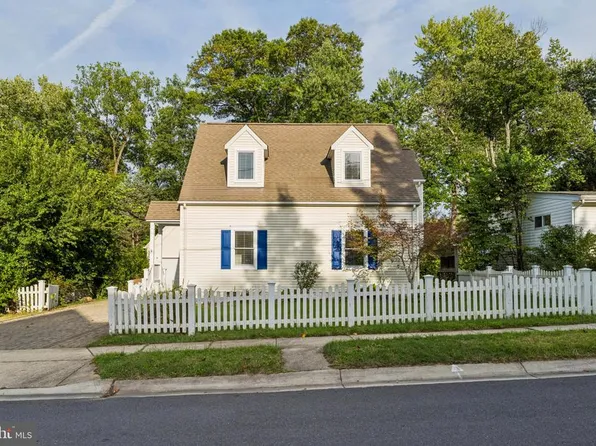 101 Charles St, Rockville, MD 20850