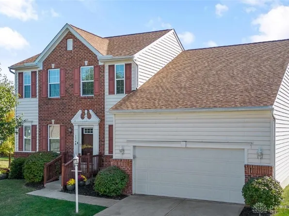 1748 Tearose Cir, Fairborn, OH 45324