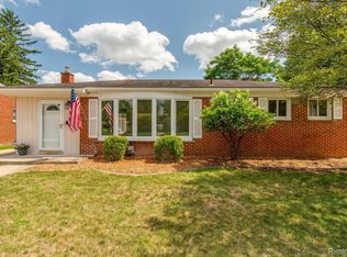 36813 Greenbush Rd, Wayne, MI 48184