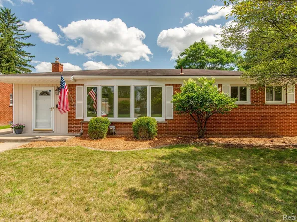 36813 Greenbush Rd, Wayne, MI 48184