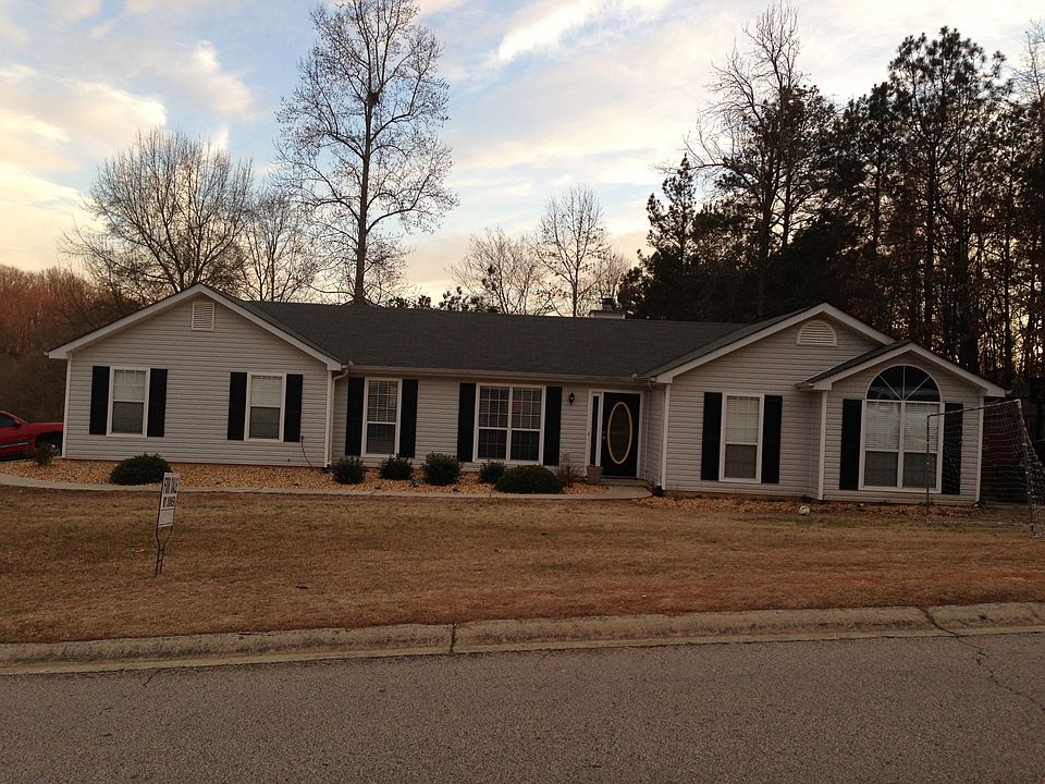 1st image of 3904 Wakefield Dr