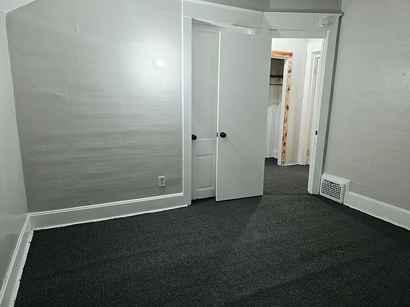 5th image of 210 S 4th St #C