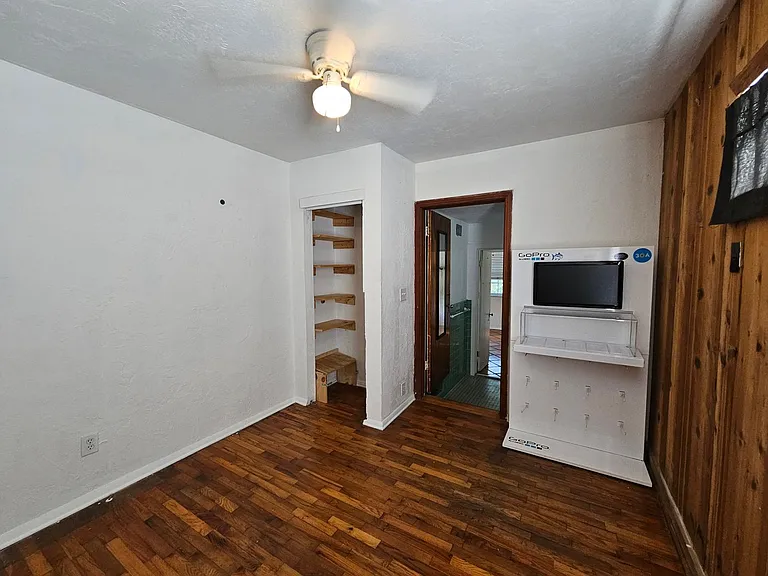 1822 NW 6th Ave — Photo 20