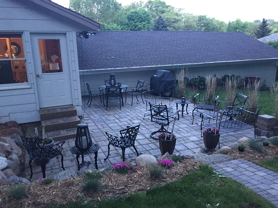 1st image of 107 Chaparral Dr