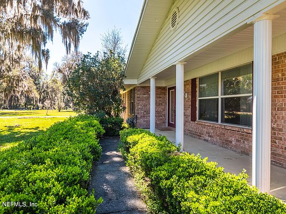 5th image of 15264 CAPE Drive N