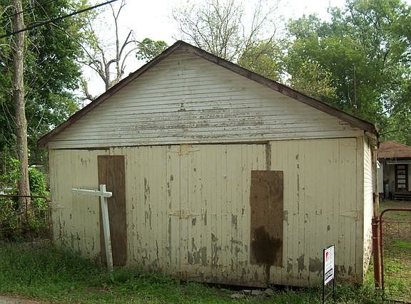 5th image of 42501 N Forest Ln
