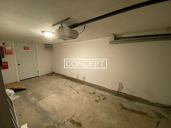 4th image of 24 Sunset St #1