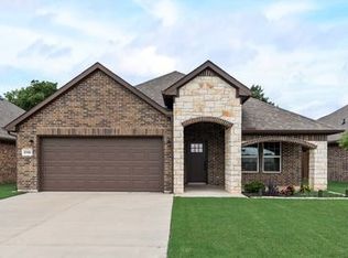 8306 Grant Ln, Greenville, TX 75402