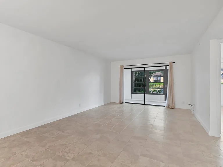 15364 Lakes Of Delray Blvd #45 — Photo 20